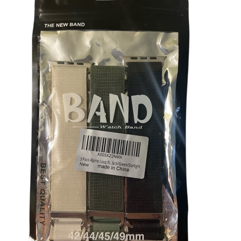 NWT The New Band 3 Pack Watch Bands in Cream, Black, and Green 42/44/45/49 mm